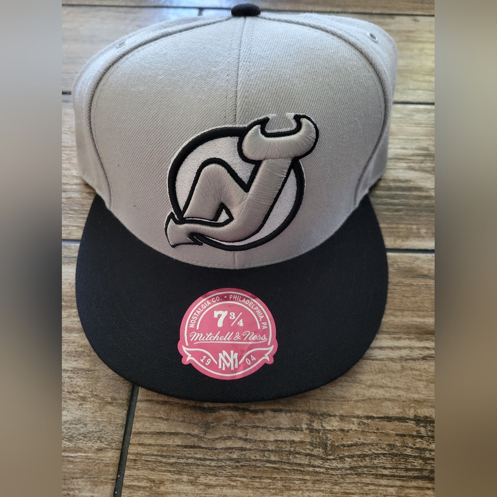 Mitchell & Ness New Jersey Devils NHL Cap, Size 7 3/4